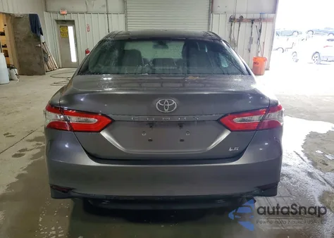 2018 Toyota Camry L from USA, damaged, VIN 4T1B11HK7JU536533